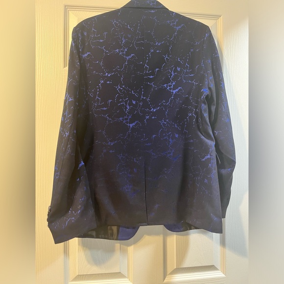 Young Men’s Suit Jacket - Picture 4 of 10